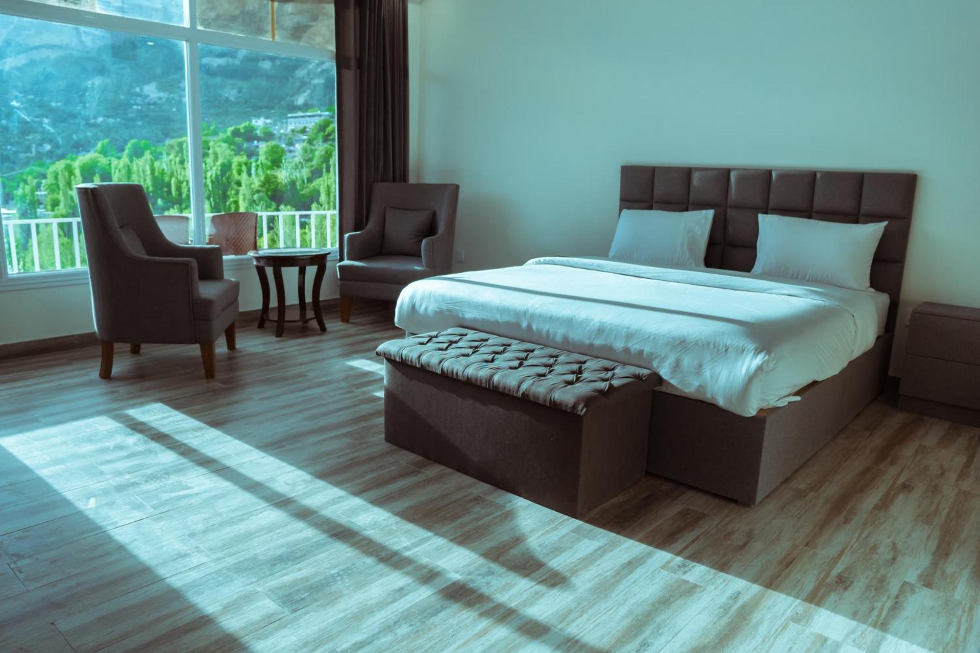 Karimabad  Hilltop Hotel, Hunza מראה חיצוני תמונה
